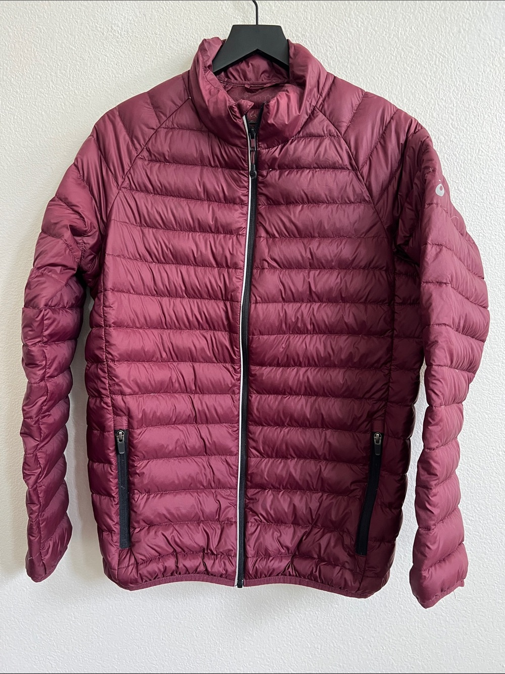 ASICS Packable Super Light Duck Down Filled Insulated Puffer Jacket Burgundy L